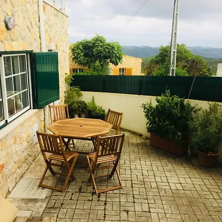 Avo Bolachas 10 * נאזרה